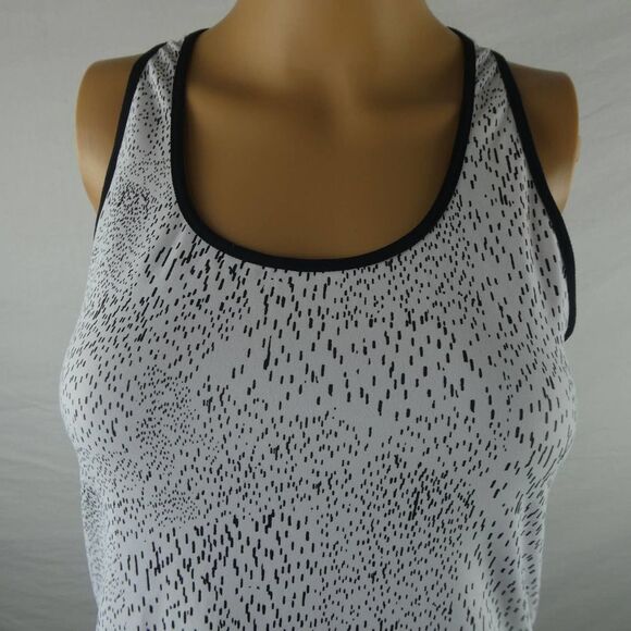 Fabletics Eiffel Tank Top - Picture 4 of 9